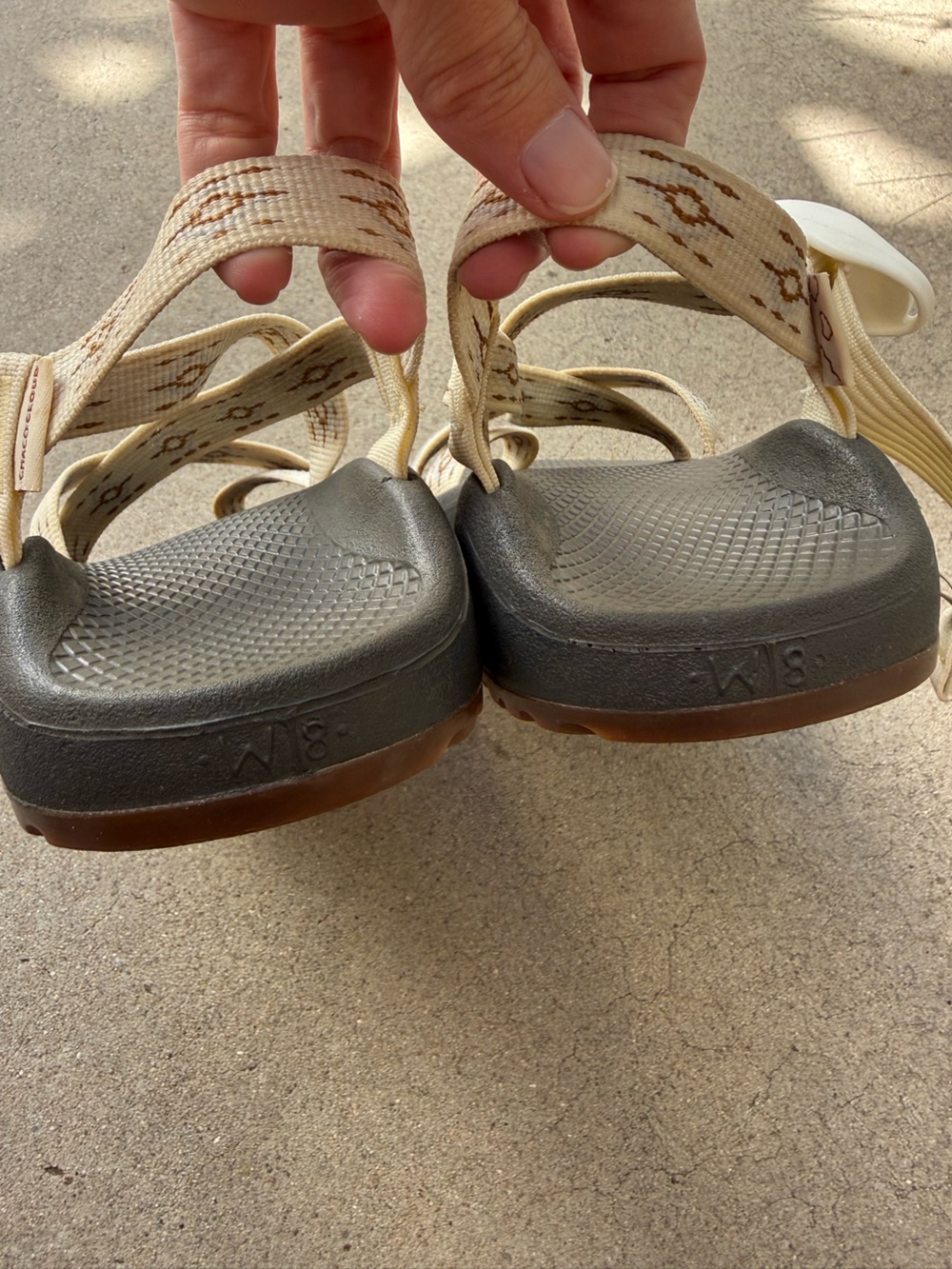 Chaco Z Cloud 2 Oculi Sand White Adjustabke Strap Sandal Size 8 - Picture 4 of 5